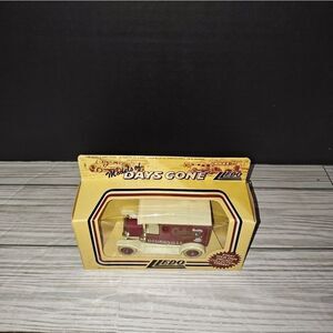 Lledo Days Gone Model T Ford Cadbury’s Cocoa Drinking Chocolate Bournville Toys
